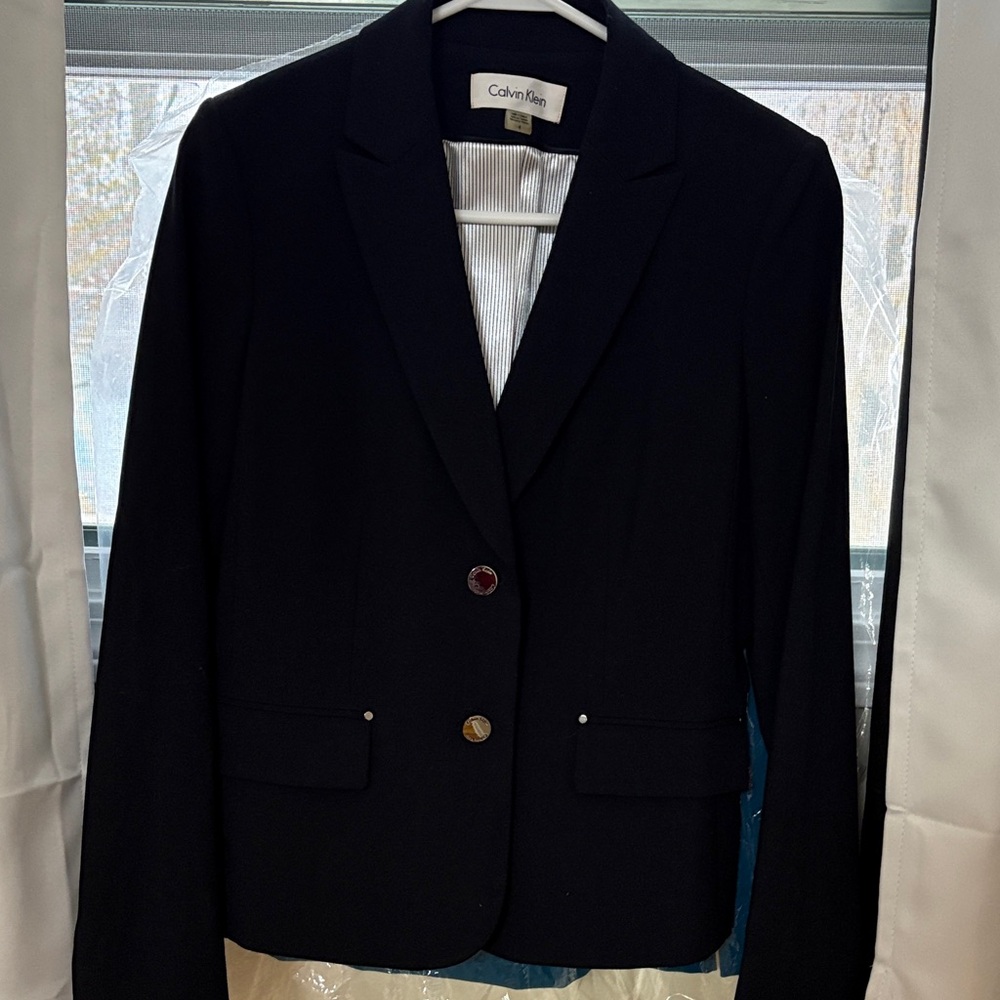 Calvin Klein women’s Elegant Black blazer - Picture 2 of 6